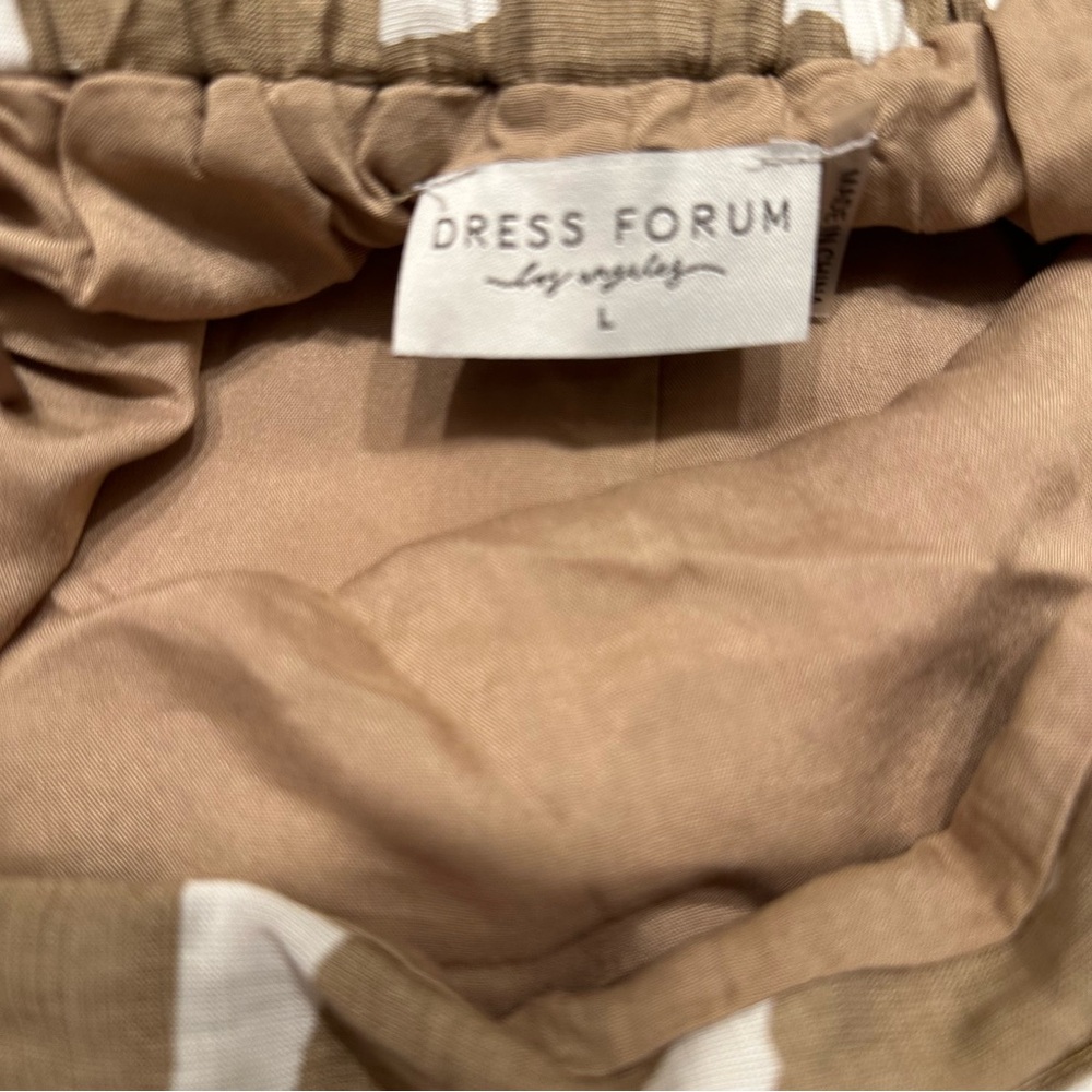 Dress Forum Strapless Tan and White Dress (C) - Picture 6 of 7